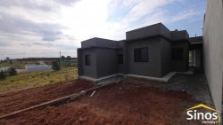 Casas com 02 e 03 dormitórios em loteamento no Bairro Boa Vista 