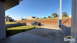 Casa com 03 dormitórios no Condomínio Moradas da Lomba 