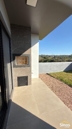 Casa com 03 dormitórios no Condomínio Moradas da Lomba 