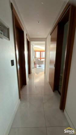 Apartamento com 03 dormitórios (1 suíte) no Residencial Carlos Kondorfer 