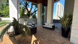 Apartamento com 03 dormitórios (1 suíte) no Residencial Carlos Kondorfer 