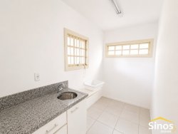 Casa com 03 dormitórios (1 suíte) no Jardim Mauá 