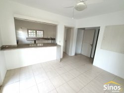 Casa com 03 dormitórios (1 suíte) no Jardim Mauá 