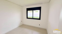 Casa com 02 dormitórios e suíte no Bairro Ideal 