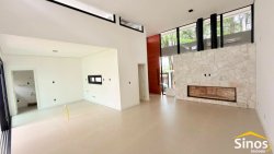 Casa com 02 dormitórios e suíte no Bairro Ideal 