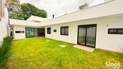 Casa com 02 dormitórios e suíte no Bairro Ideal 
