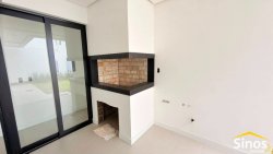 Casa com 02 dormitórios e suíte no Bairro Ideal 
