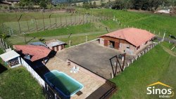 Sítio de 1,00 hectare no bairro Lomba Grande 
