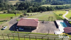 Sítio de 1,00 hectare no bairro Lomba Grande 