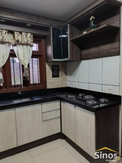 Casa com 02 dormitórios no bairro Campestre  