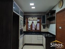 Casa com 02 dormitórios no bairro Campestre  
