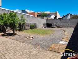 Casa com 02 dormitórios no bairro Campestre  