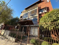 Apartamento mobiliado com 01 dormitório no bairro Centro 