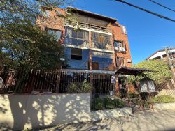 Apartamento mobiliado com 01 dormitório no bairro Centro 