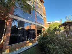 Apartamento mobiliado com 01 dormitório no bairro Centro 