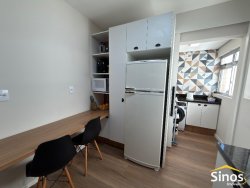 Apartamento mobiliado com 01 dormitório no bairro Centro 