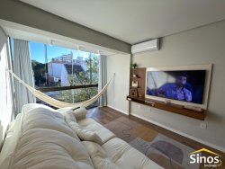 Apartamento mobiliado com 01 dormitório no bairro Centro 