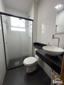 Apartamento com 02 dormitórios no Residencial Porto Baden  