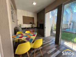 Casa com 02 dormitórios em Lomba Grande 