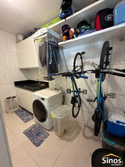 Casa com 02 dormitórios em Lomba Grande 