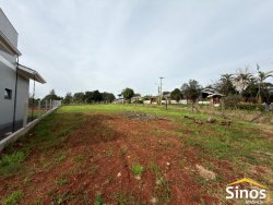 Terreno 575m² em região nobre de Lomba Grande 