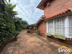 Sítio com 5.500m² na região central de Lomba Grande 
