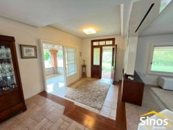 Sítio com 5.500m² na região central de Lomba Grande 