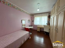 Sítio com 5.500m² na região central de Lomba Grande 