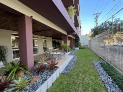 Apartamento com 03 dormitórios no Edifício Oliva 