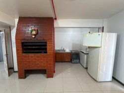 Apartamento de 02 dormitórios no Residencial Vinte e Quatro de Maio 