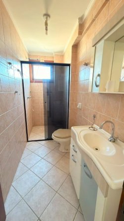 Apartamento com 02 dormitórios no Residencial Ilha da Madeira  