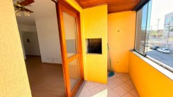 Apartamento com 02 dormitórios no Residencial Ilha da Madeira  