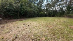 Terreno com 301m² no Loteamento Chácara Hamburguesa 