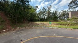 Terreno com 301m² no Loteamento Chácara Hamburguesa 