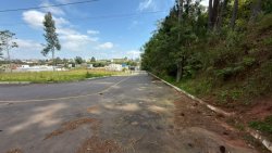 Terreno com 301m² no Loteamento Chácara Hamburguesa 