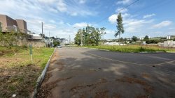 Terreno com 301m² no Loteamento Chácara Hamburguesa 