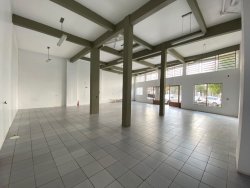 Sala comercial para locação em Lomba Grande 