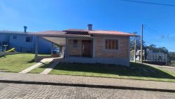 Casa com 02 dormitórios no Condomínio Mirante do Vale 