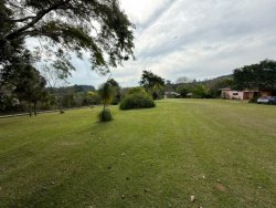 Sítio charmoso com excepcional localização no bairro Lomba Grande 