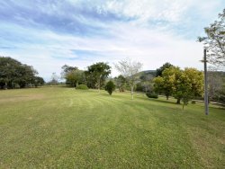 Sítio charmoso com excepcional localização no bairro Lomba Grande 