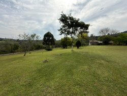 Sítio charmoso com excepcional localização no bairro Lomba Grande 