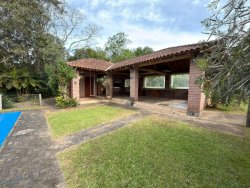 Sítio charmoso com excepcional localização no bairro Lomba Grande 