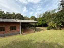 Sítio charmoso com excepcional localização no bairro Lomba Grande 