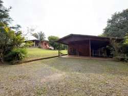 Sítio charmoso com excepcional localização no bairro Lomba Grande 
