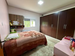 Sítio charmoso com excepcional localização no bairro Lomba Grande 