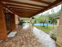 Sítio charmoso com excepcional localização no bairro Lomba Grande 