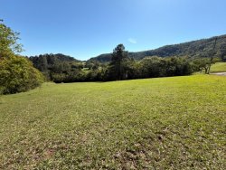Terreno com 1000m² no Condomínio Country Village 