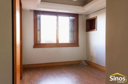 Apartamento com 03 suítes no Edifício Vitória Régia 