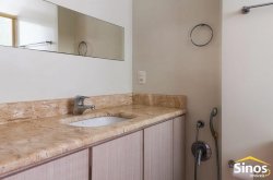 Apartamento com 03 suítes no Edifício Vitória Régia 