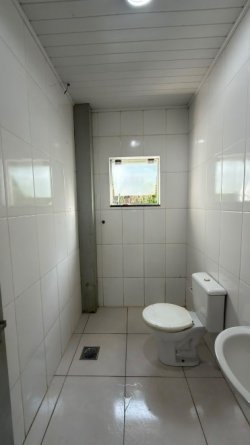 Aluguel comercial na principal de Lomba Grande 